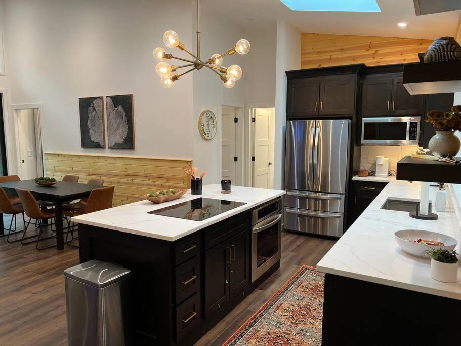 Villa Modern Mountain Getaway With Hot Tub, Fire Pit Sautee Nacoochee Exterior foto